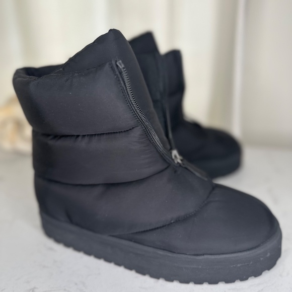 Gia Borghini Puffy Boot - Picture 2 of 14
